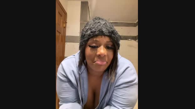 danielle333 StripChat Female 21-01-2025