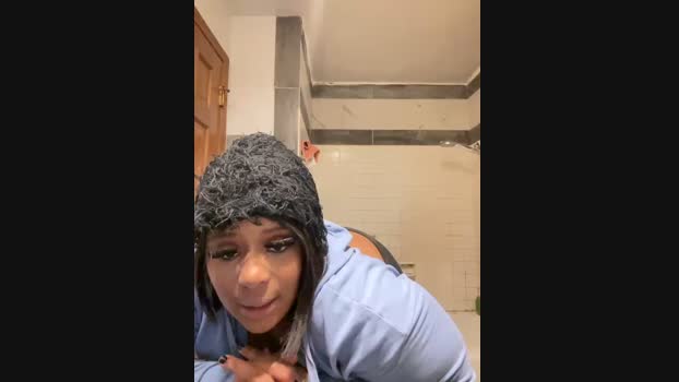 danielle333 StripChat Female 21-01-2025