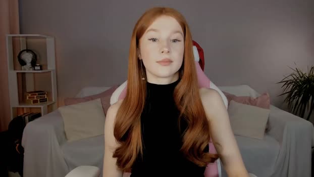 leahsthetics Chaturbate Female 20-01-2025