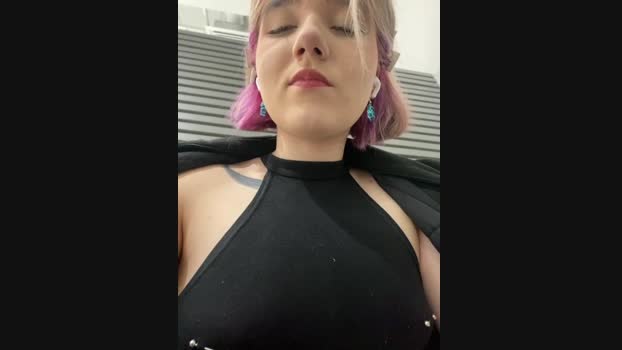 Baby__Naughty StripChat Female 22-01-2025