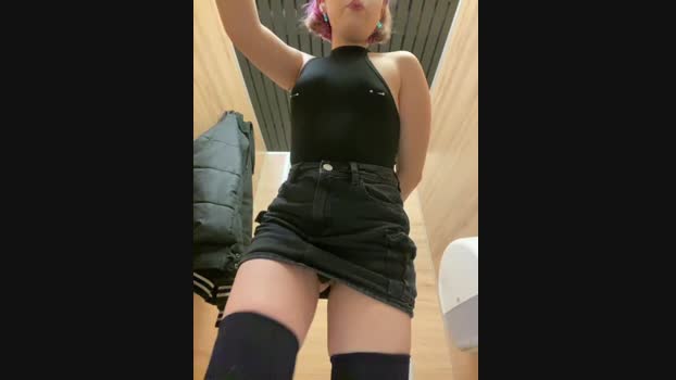 Baby__Naughty StripChat Female 22-01-2025