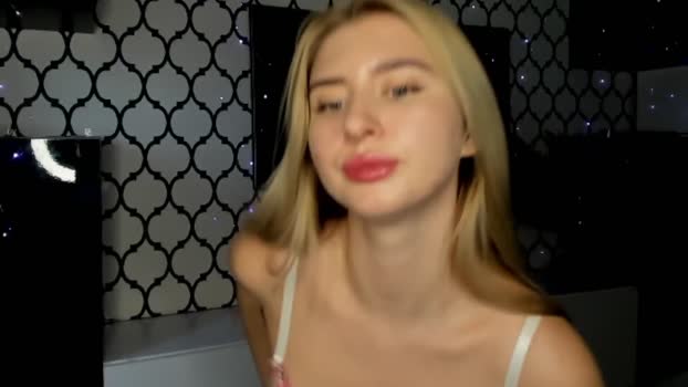 KimmiDoka MyFreeCams Female 22-01-2025