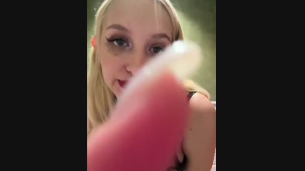 Milkyy_wway StripChat Female 22-01-2025