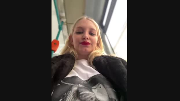 Milkyy_wway StripChat Female 22-01-2025