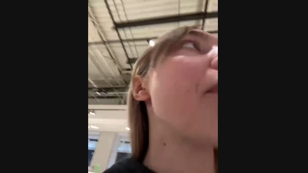 Miss_Elfie StripChat Female 22-01-2025