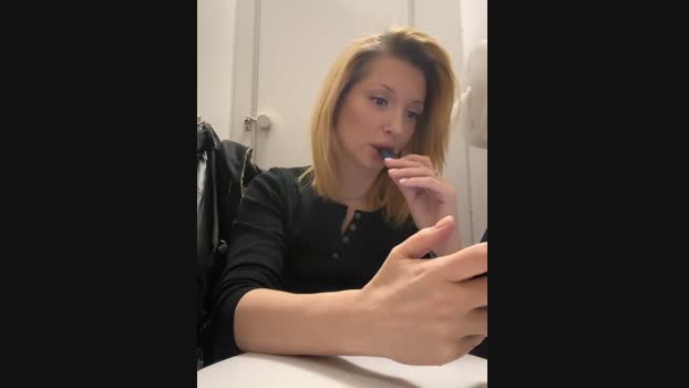 Succubus_magdalena2024 StripChat Female 22-01-2025