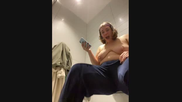 SuzieMurray StripChat Female 22-01-2025