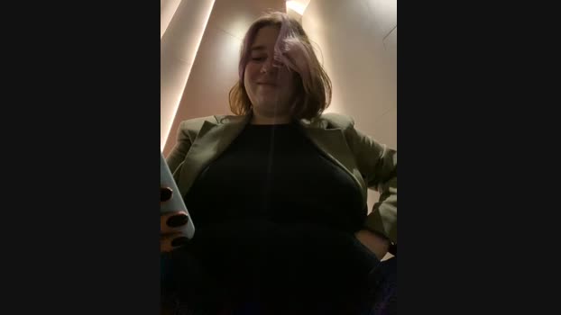 SuzieMurray StripChat Female 22-01-2025