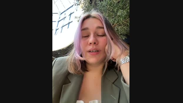 SuzieMurray StripChat Female 22-01-2025