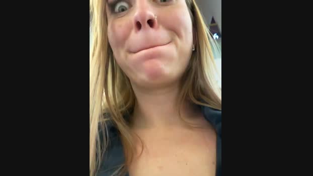 Sweet___Emily StripChat Female 21-01-2025