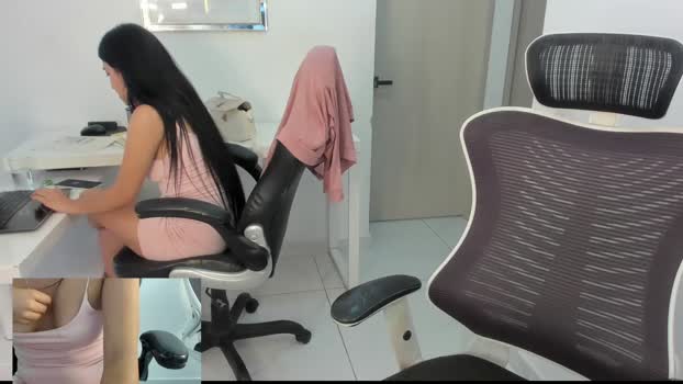 emillybrowm Chaturbate Couple 22-01-2025
