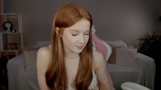 leahsthetics Chaturbate Female 21-01-2025