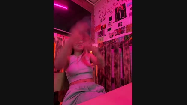 mur_girl StripChat Female 22-01-2025