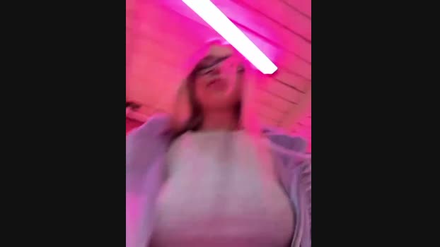 mur_girl StripChat Female 22-01-2025