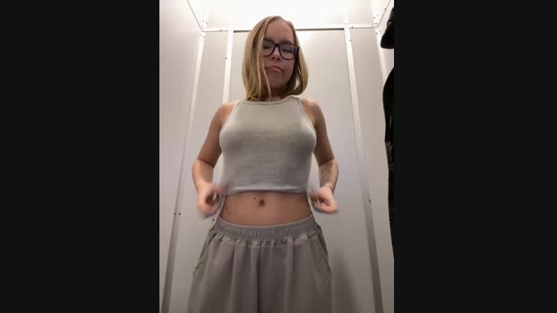 mur_girl StripChat Female 22-01-2025