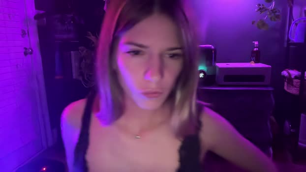 oliviahansleyy Chaturbate Female 21-01-2025