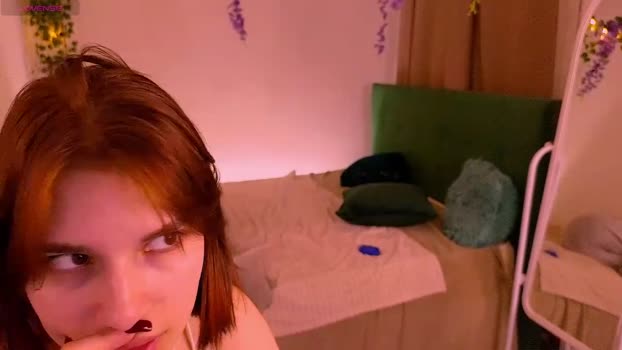 2girl_1_cum StripChat Female 22-01-2025