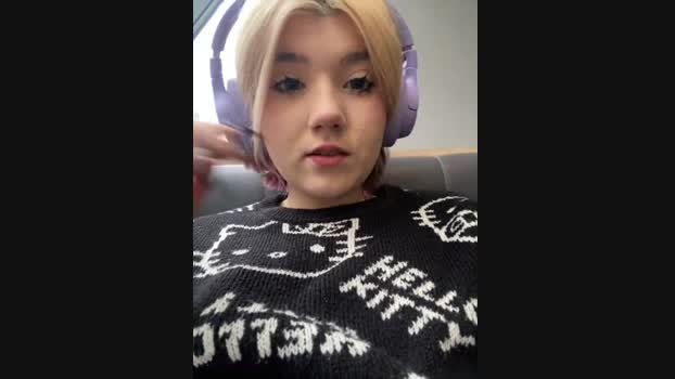 Baby__Naughty StripChat Female 23-01-2025