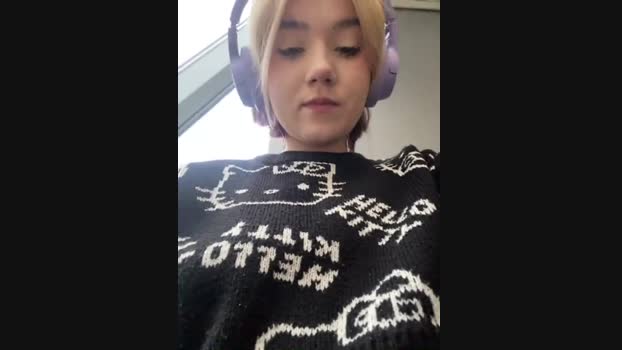 Baby__Naughty StripChat Female 23-01-2025