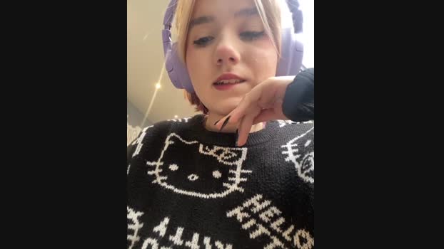 Baby__Naughty StripChat Female 23-01-2025