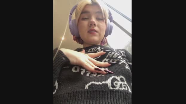 Baby__Naughty StripChat Female 23-01-2025