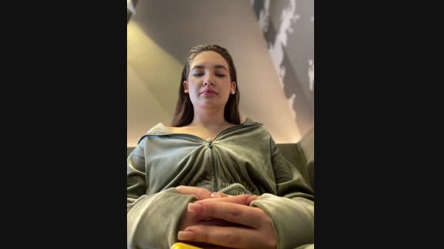 Holly_Molii StripChat Female 23-01-2025