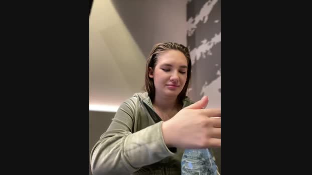 Holly_Molii StripChat Female 23-01-2025