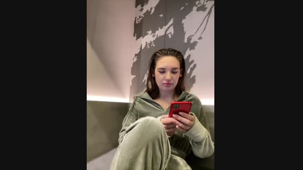 Holly_Molii StripChat Female 23-01-2025