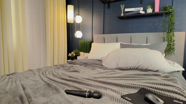 Lella_Ryann_ StripChat Female 22-01-2025