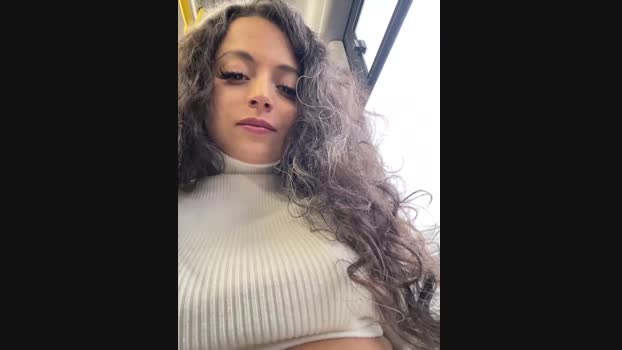 Lina_twin StripChat Female 23-01-2025