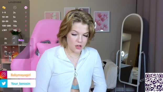 Maya_Rave StripChat Female 22-01-2025