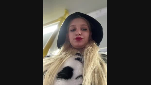 Milkyy_wway StripChat Female 23-01-2025