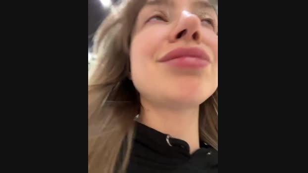 Miss_Elfie StripChat Female 22-01-2025