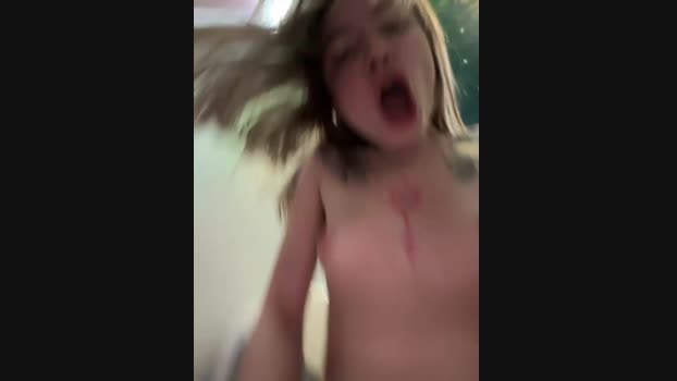 Miss_Elfie StripChat Female 22-01-2025