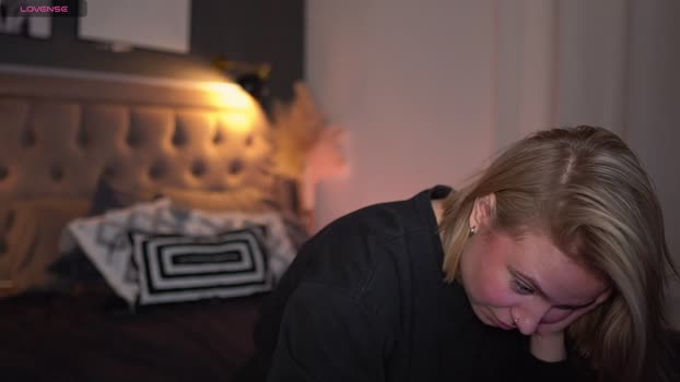 Selena_Flowers_ StripChat Female 22-01-2025