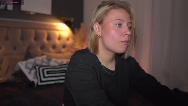 Selena_Flowers_ StripChat Female 22-01-2025