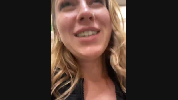 Sweet___Emily StripChat Female 22-01-2025