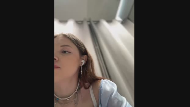 Times__Square StripChat Female 22-01-2025