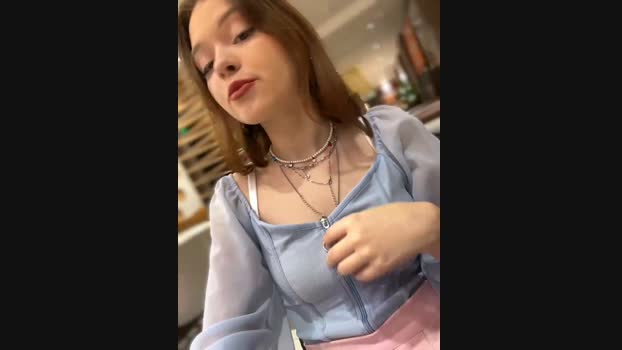 Times__Square StripChat Female 22-01-2025