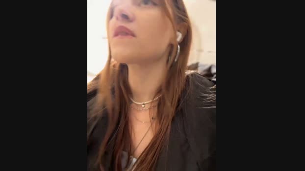 Times__Square StripChat Female 22-01-2025