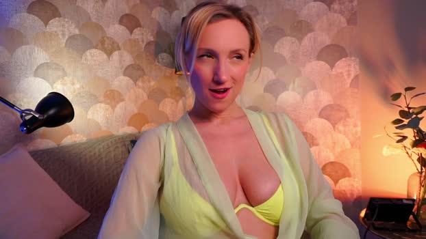 UmaTruewoman StripChat Female 23-01-2025