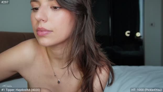 Yuri_elfie MyFreeCams Female 22-01-2025