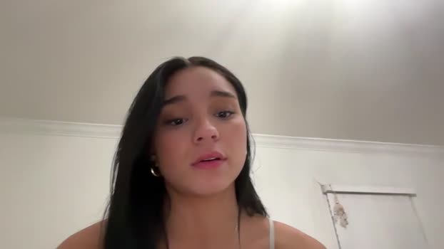 adriannarodriguez Chaturbate Female 23-01-2025