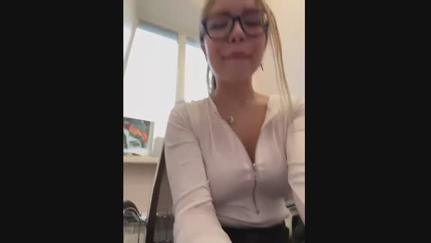 mur_girl StripChat Female 23-01-2025