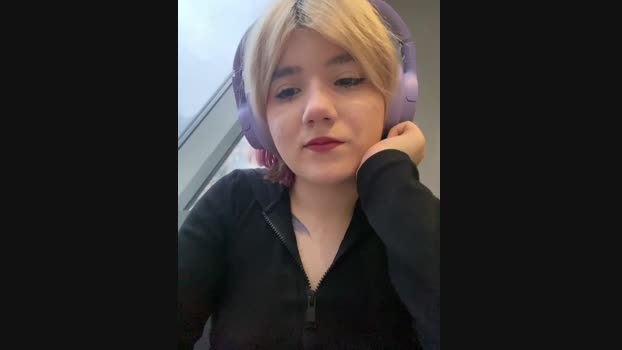 Baby__Naughty StripChat Female 24-01-2025