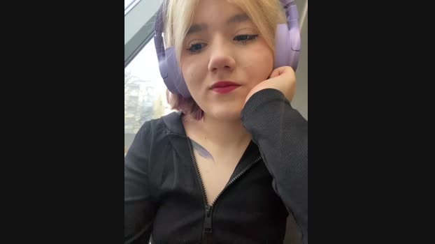 Baby__Naughty StripChat Female 24-01-2025