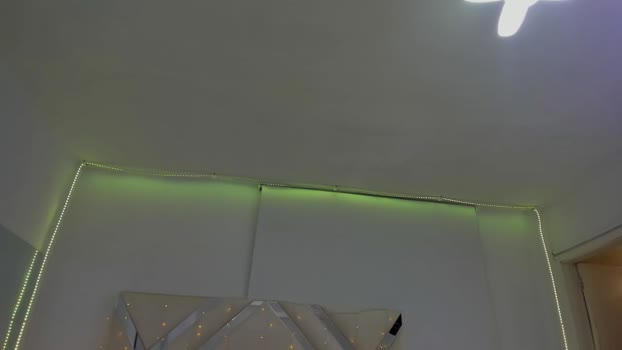 EsmeLuv MyFreeCams Female 23-01-2025