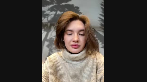 Holly_Molii StripChat Female 23-01-2025