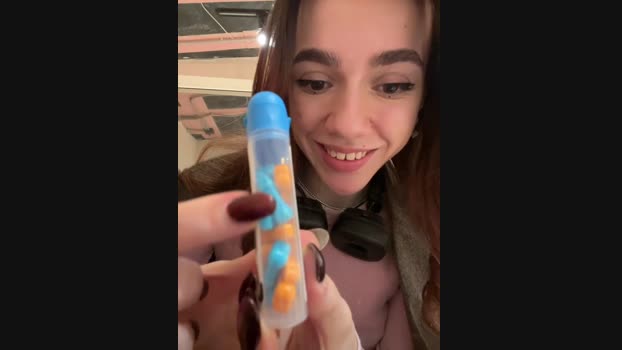 Lily__Belle StripChat Female 24-01-2025