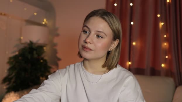 Selena_Flowers_ StripChat Female 23-01-2025